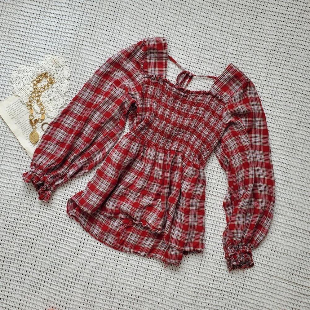 Red plaid long sleeve flowy blouse